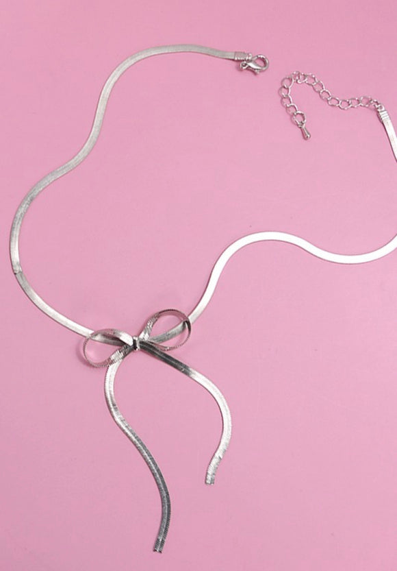 Herringbone Bow Chain Necklace Silver