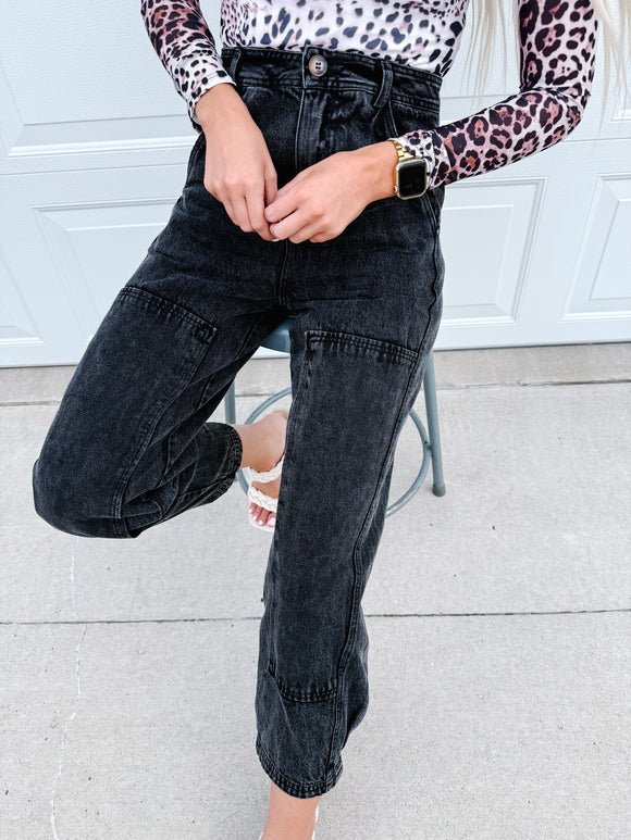 Mineral Washed Mid Rise Barrel Shape Pants